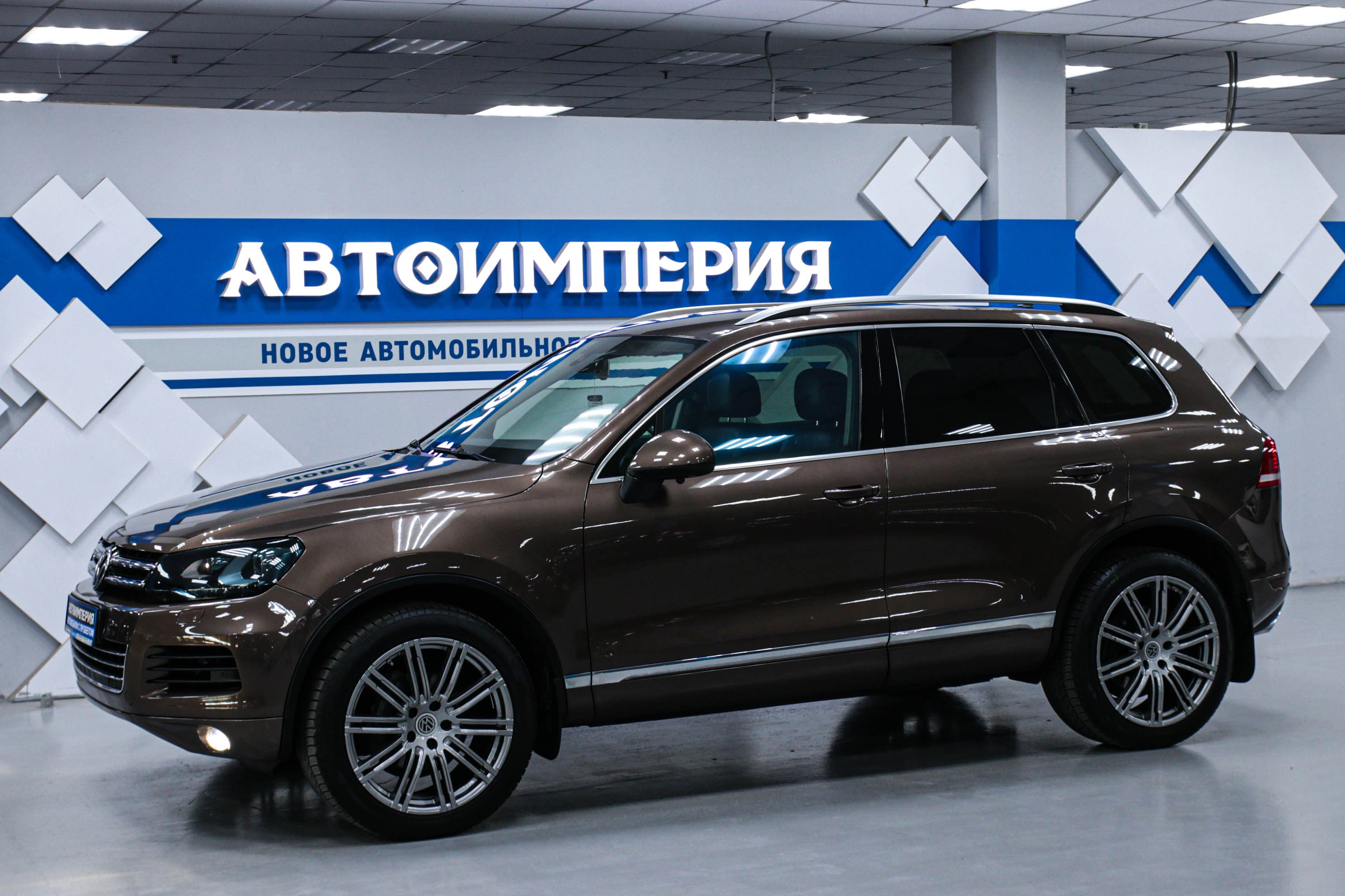 Volkswagen Touareg 0
